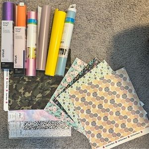 MAKE AN OFFER 🎉 Cricut, Paper Studio, Expressions Vinyl bundle